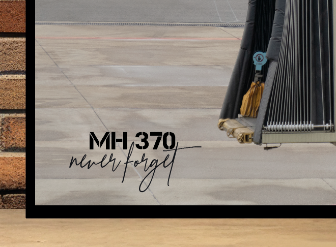 "MH 370 Memorial Poster-GERAHMT" 50x40cm