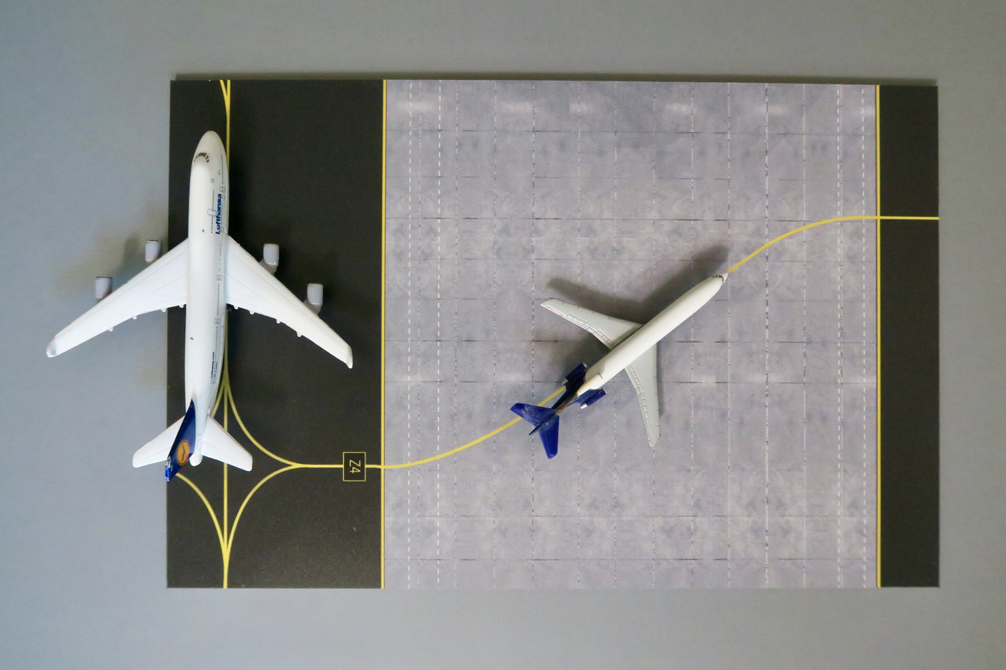 "Z4 Parking Spot" Parkposition Airport 1:500 Diorama z.B. für Herpa Modelle