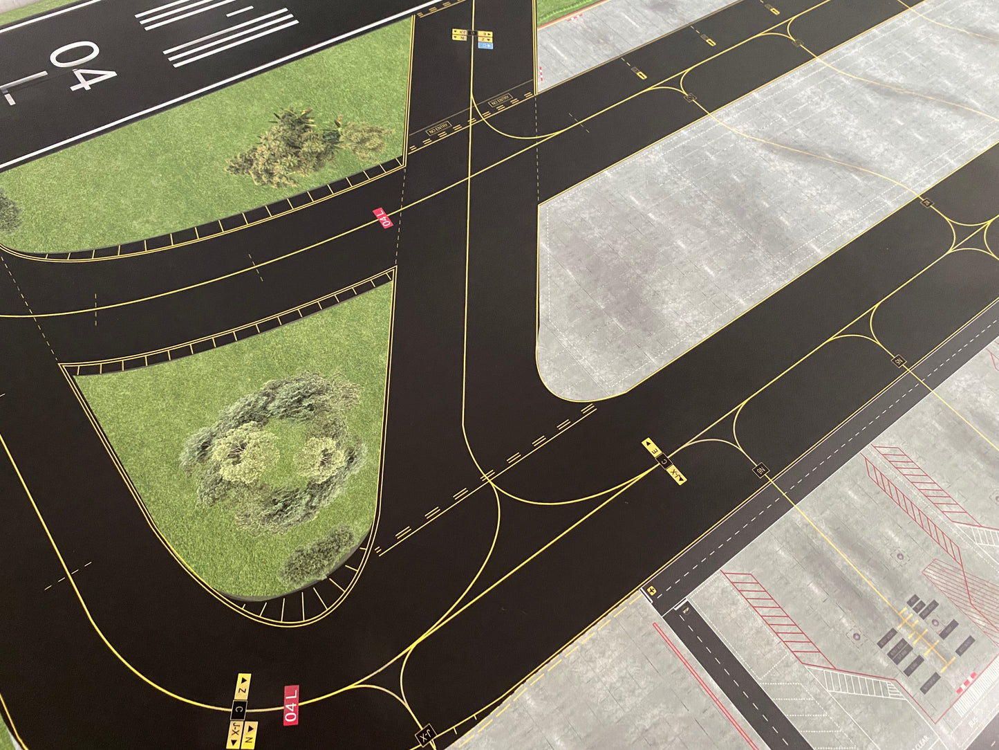 Flughafen / Airport Matte, 2x1 Meter! 1:500 FULLSIZE-DIORAMA