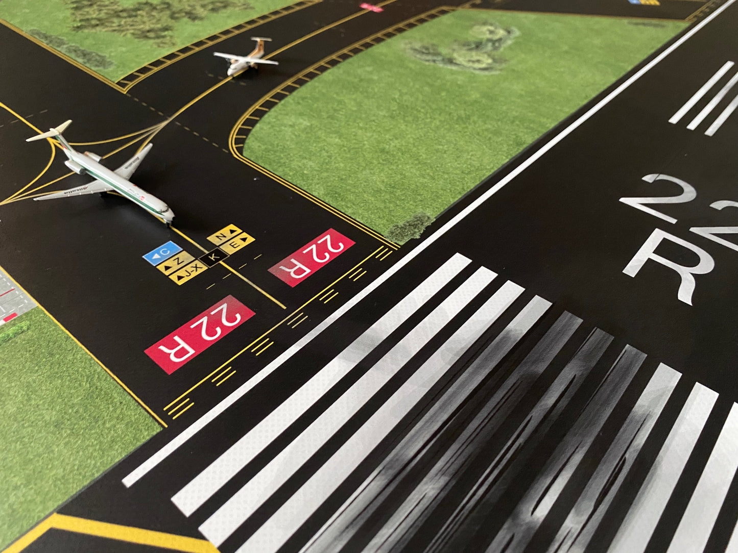 Flughafen / Airport Matte, 2x1 Meter! 1:500 FULLSIZE-DIORAMA