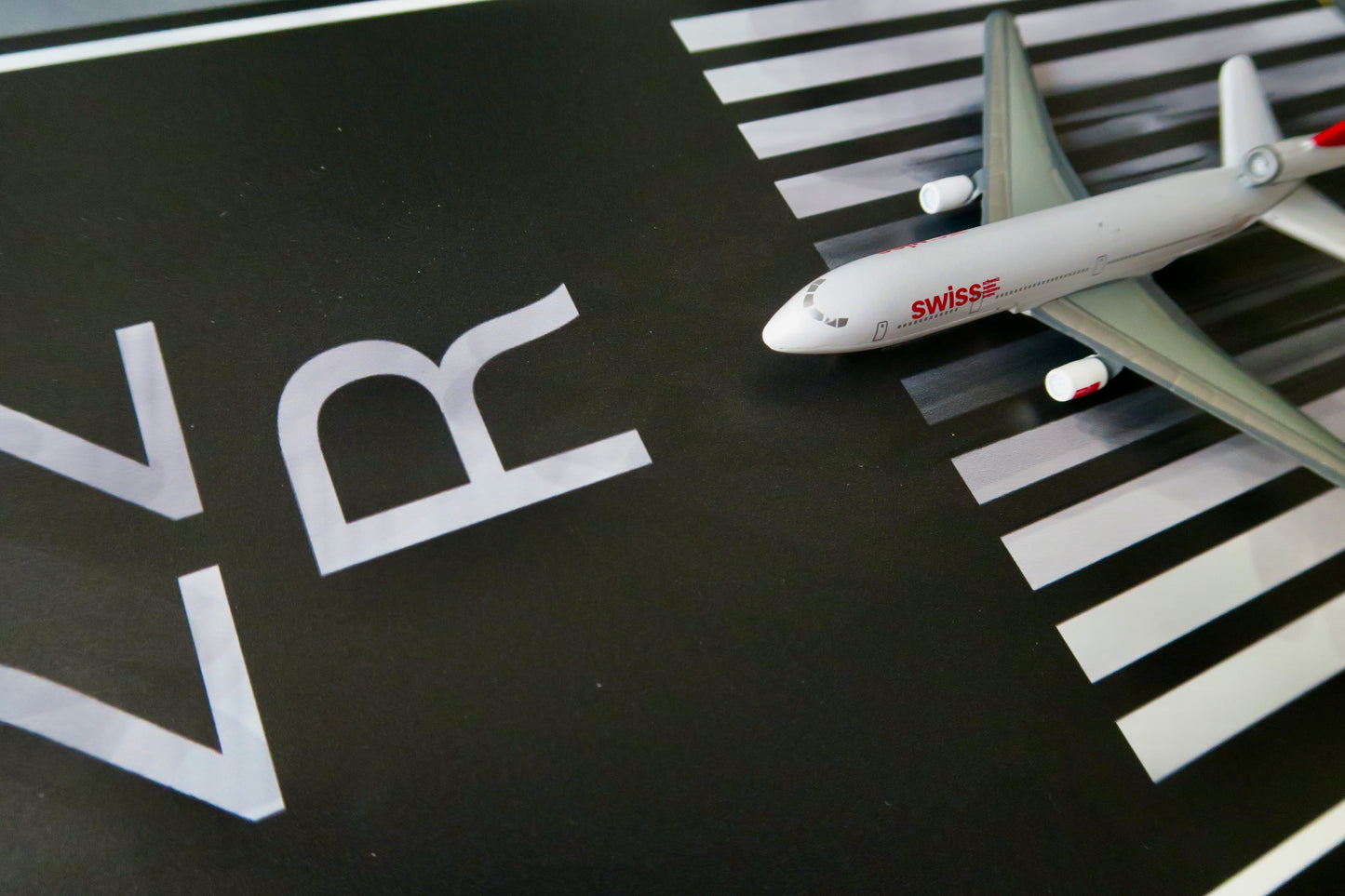 "Runway 22R" Airport 1:500 Diorama z.B. für Herpa Modelle